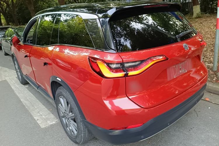 Used Nio ES8 2018 355 km Base Version 6-Seater Edition Rear Left 45 Deg