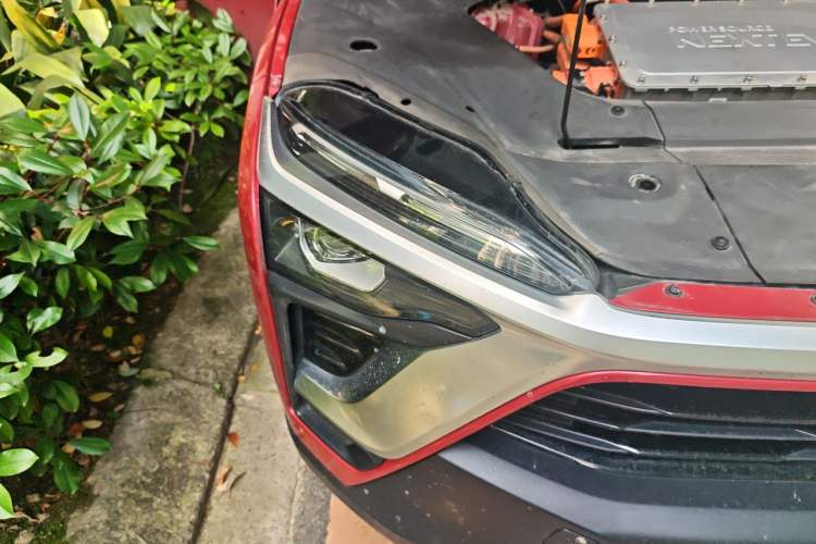 Used Nio ES8 2018 355 km Base Version 7-Seater Edition Right Front Headlight