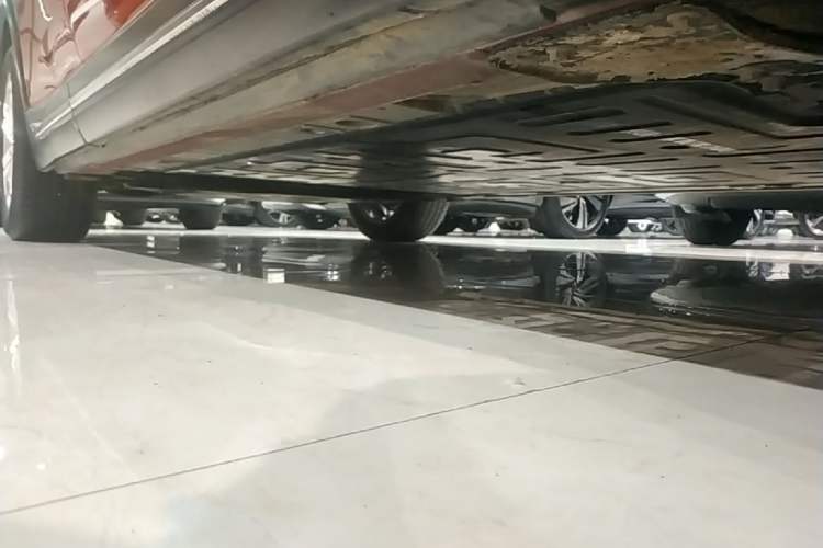 Used Nio ES8 2018 355 km Base Version 6-Seater Edition Right Side Sill