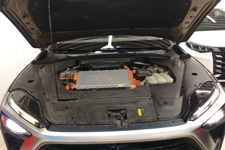 Used Nio ES8 2018 Founder Edition Engine Bay