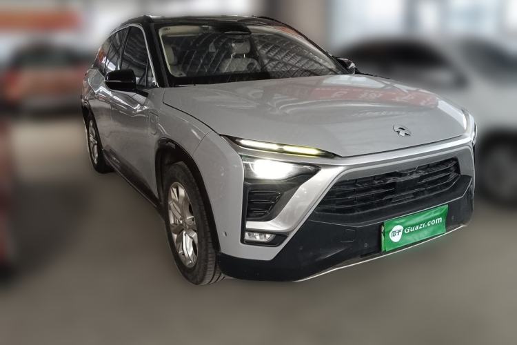 Used Nio ES8 2018 355 km Base Version 7-Seater Edition Front Right 45 Deg