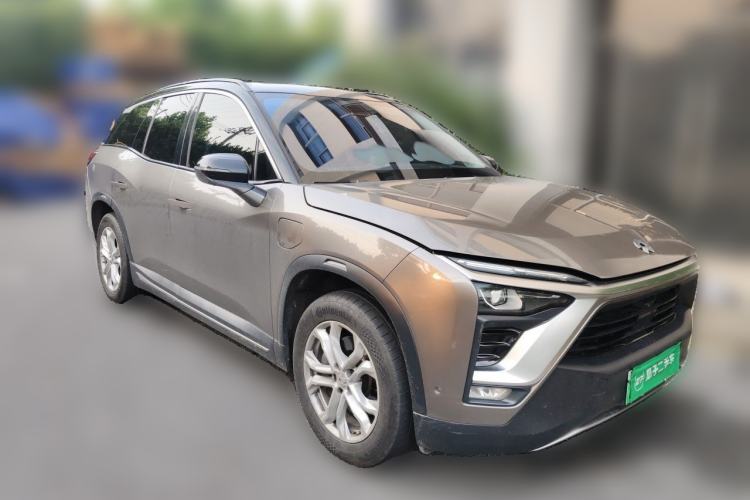 Used Nio ES8 2018 355 km Base Version 7-Seater Edition Front Right 45 Deg