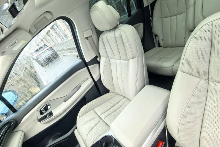 Used Nio ES8 2018 Founder Edition Interior 9