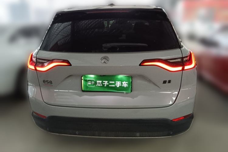 Used Nio ES8 2018 355 km Base Version 7-Seater Edition Rear
