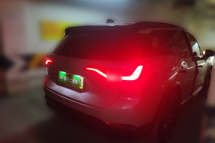 Used Nio ES8 2018 355 km Base Version 7-Seater Edition Rear Right 45 Deg