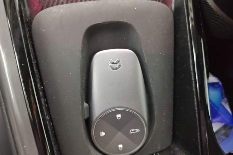 Used Nio ES8 2018 Founder Edition Vehicle Key