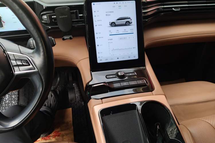 Used Nio ES8 2018 Founder Edition Audio And AC Panel