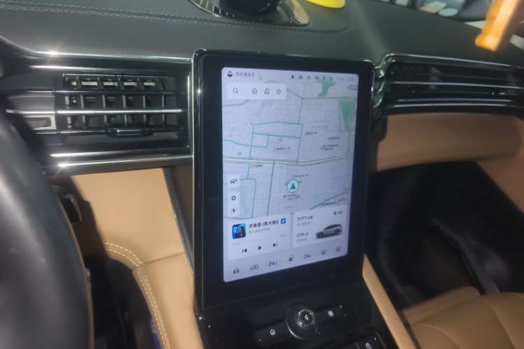 Used Nio ES8 2018 355 km Base Version 7-Seater Edition Audio And AC Panel