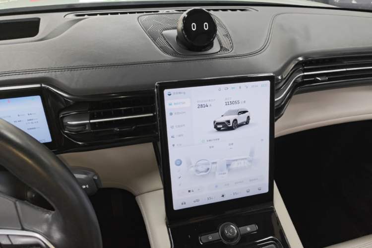 Used Nio ES8 2018 Founder Edition Audio And AC Panel