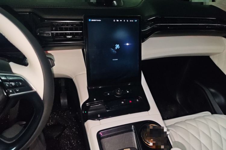 Used Nio ES8 2018 Founder Edition Audio And AC Panel