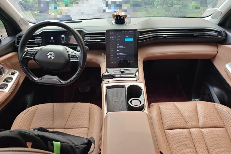 Used Nio ES8 2018 Founder Edition Center Console