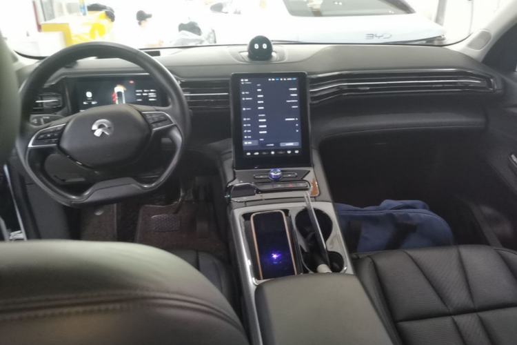 Used Nio ES8 2018 Founder Edition Center Console