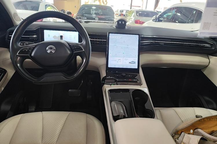 Used Nio ES8 2018 Founder Edition Center Console