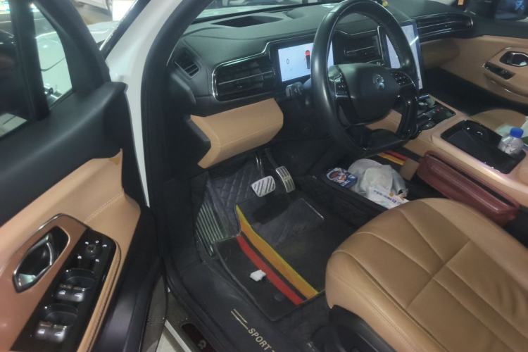 Used Nio ES8 2018 355 km Base Version 7-Seater Edition Driver Seat