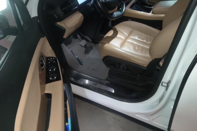 Used Nio ES8 2018 Founder Edition Driver Seat