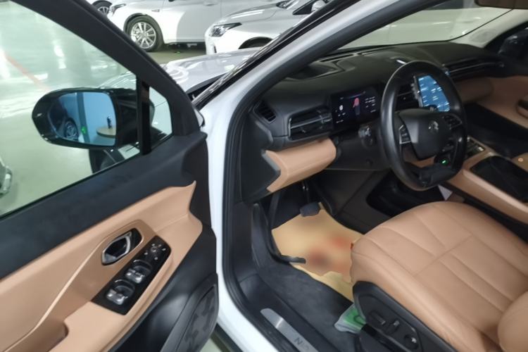 Used Nio ES8 2018 355 km Base Version 6-Seater Edition Driver Seat