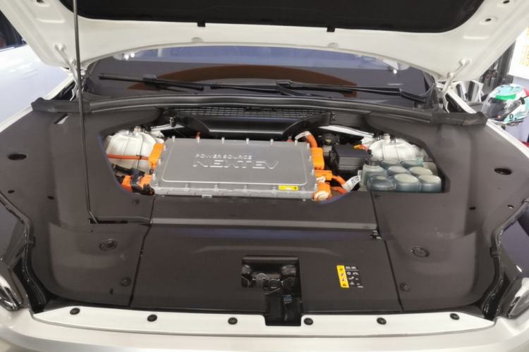 Used Nio ES8 2018 Founder Edition Engine Bay