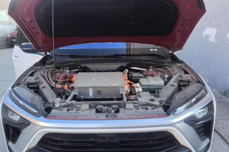 Used Nio ES8 2018 355 km Base Version 6-Seater Edition Engine Bay