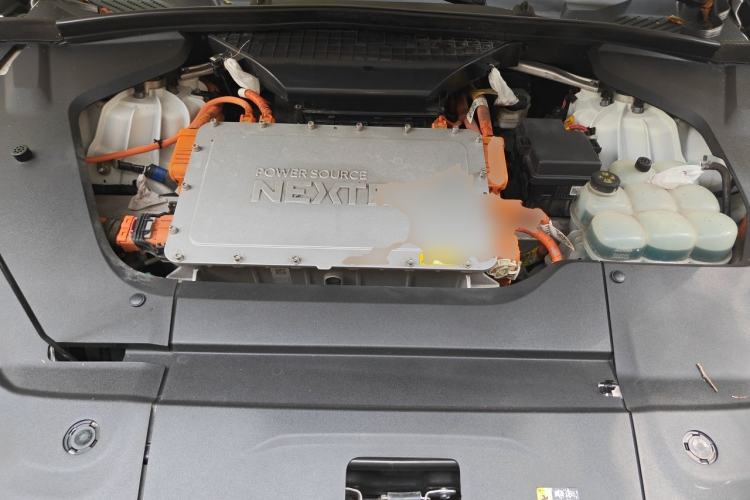 Used Nio ES8 2018 355 km Base Version 6-Seater Edition Engine Bay