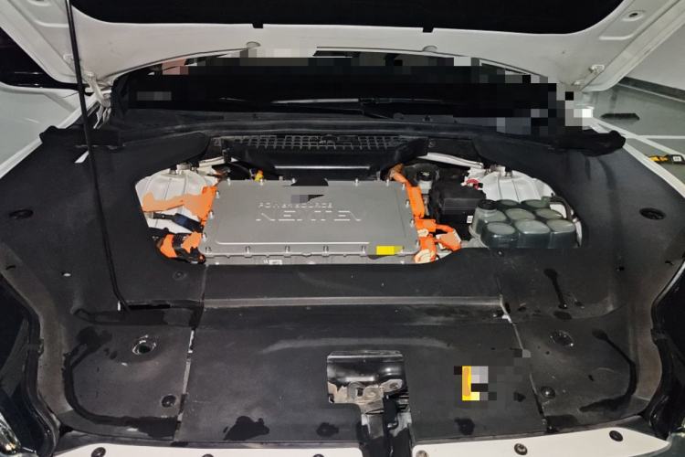 Used Nio ES8 2018 Founder Edition Engine Bay