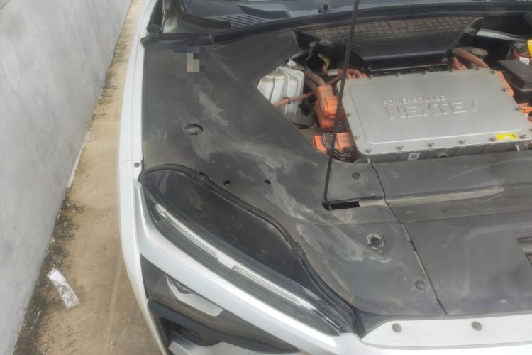 Used Nio ES8 2018 355 km Base Version 7-Seater Edition Engine Bay Right