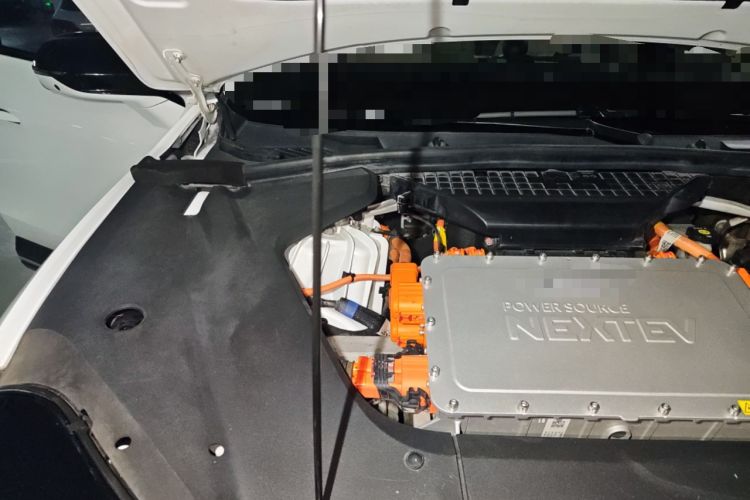 Used Nio ES8 2018 Founder Edition Engine Bay Right