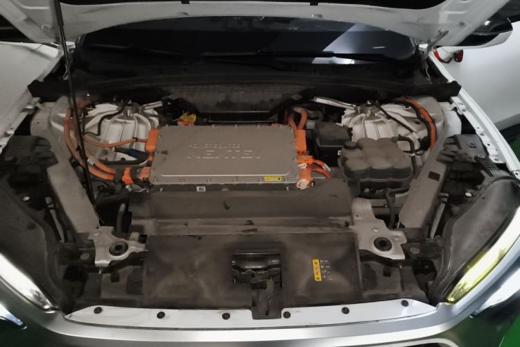Used Nio ES8 2018 355 km Base Version 7-Seater Edition Engine Bay