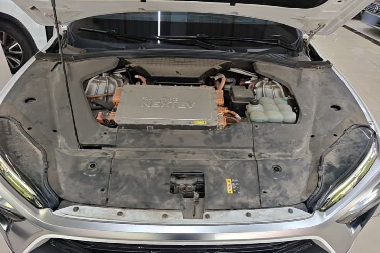 Used Nio ES8 2018 355 km Base Version 6-Seater Edition Engine Bay