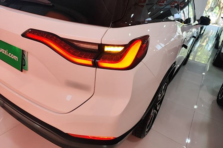 Used Nio ES8 2018 Founder Edition Exterior 3