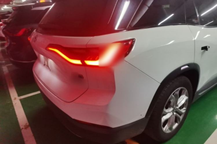Used Nio ES8 2018 355 km Base Version 7-Seater Edition Exterior 3