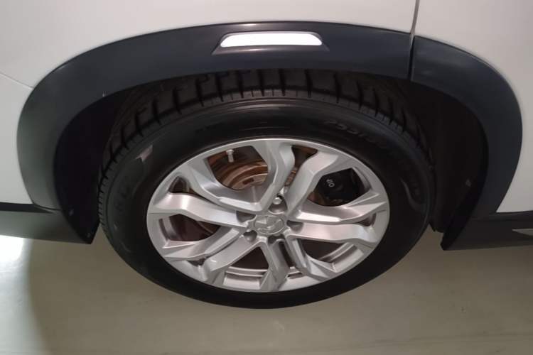 Used Nio ES8 2018 355 km Base Version 6-Seater Edition Exterior 5