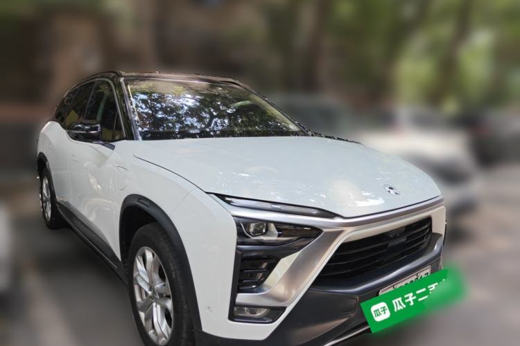 Used Nio ES8 2018 355 km Base Version 6-Seater Edition Front Right 45 Deg