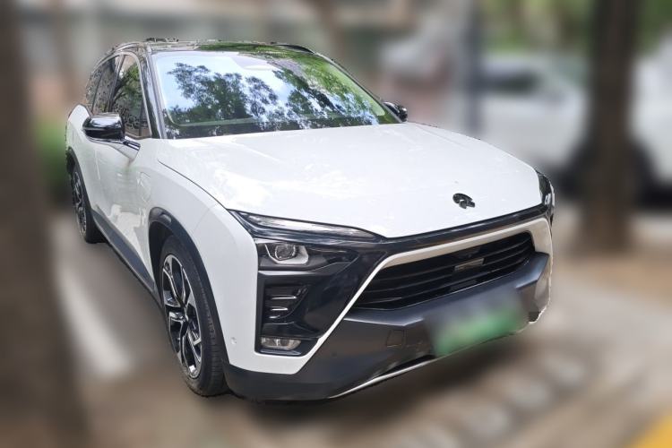 Used Nio ES8 2018 355 km Base Version 7-Seater Edition Front Right 45 Deg