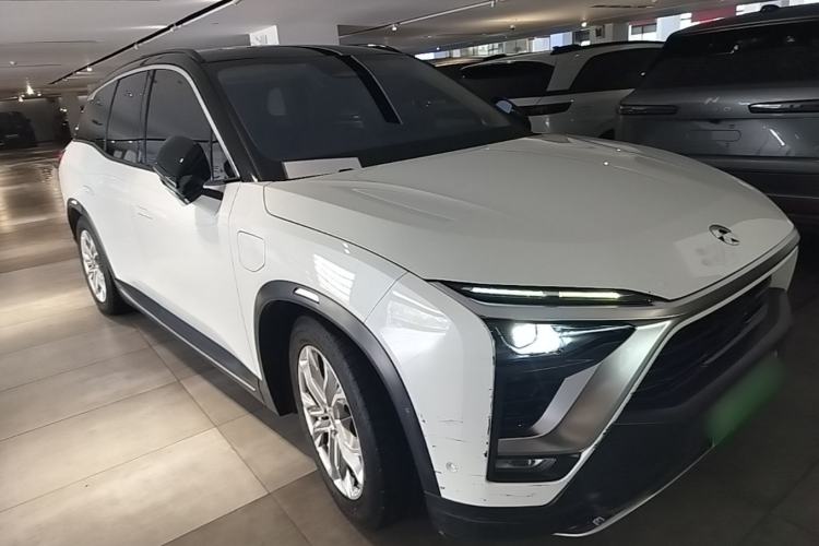 Used Nio ES8 2018 355 km Base Version 7-Seater Edition Front Right 45 Deg