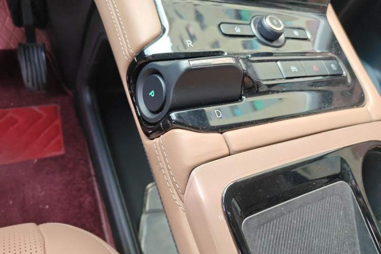 Used Nio ES8 2018 Founder Edition Gear Lever
