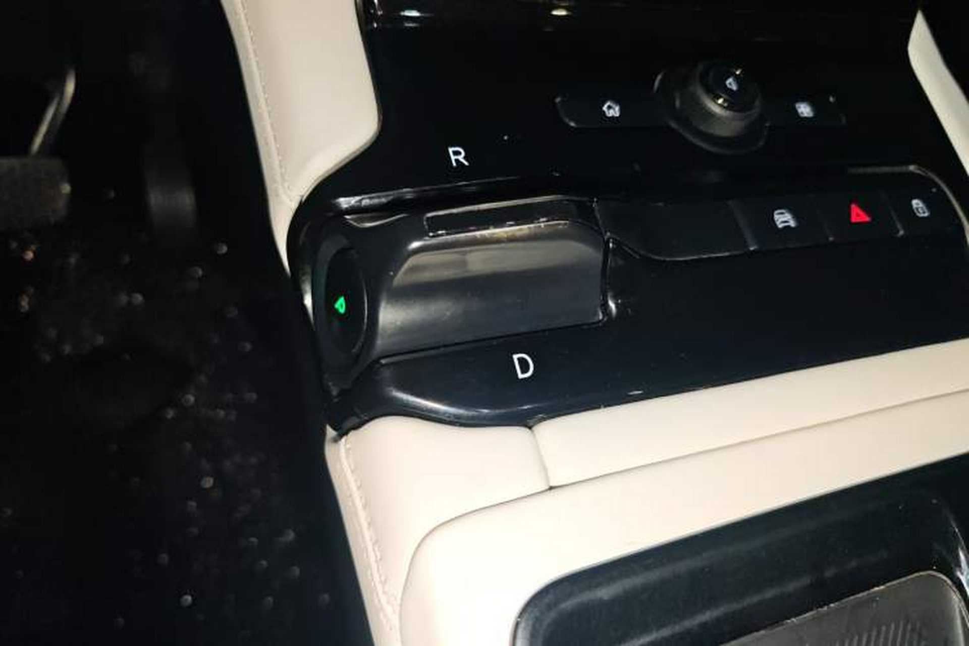 Used Nio ES8 2018 Founder Edition Gear Lever