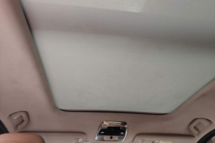 Used Nio ES8 2018 Founder Edition Headliner