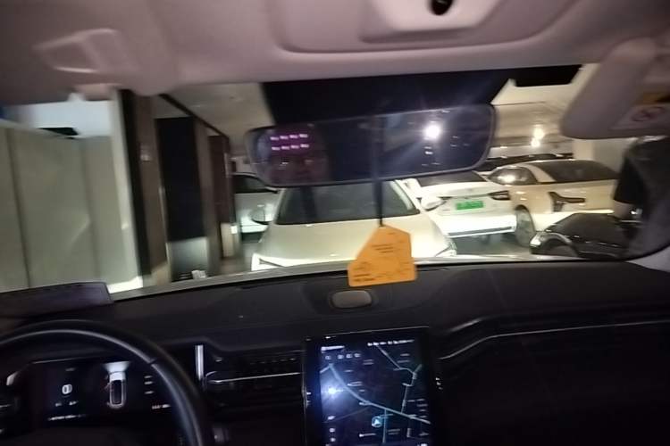 Used Nio ES8 2018 355 km Base Version 7-Seater Edition Headliner