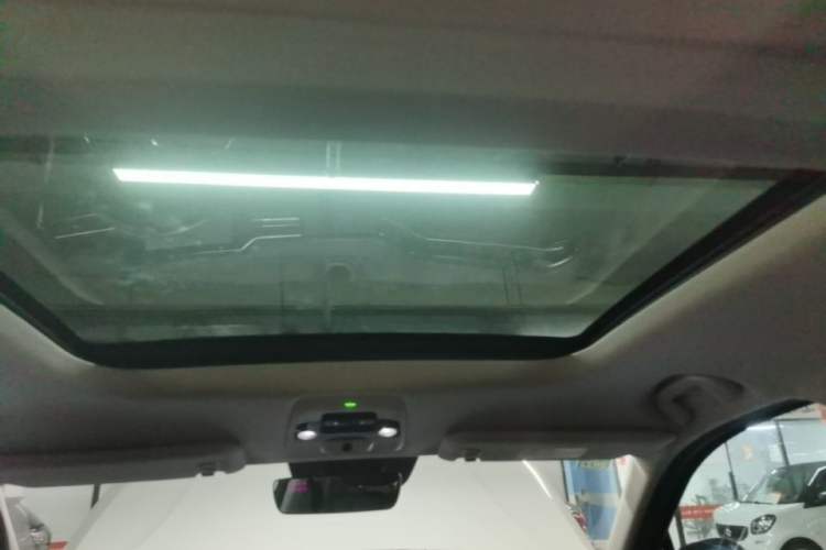 Used Nio ES8 2018 355 km Base Version 7-Seater Edition Headliner