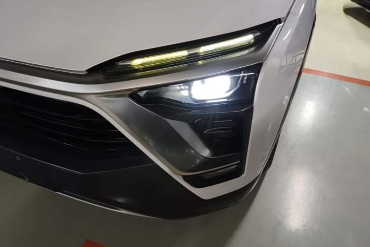 Used Nio ES8 2018 355 km Base Version 6-Seater Edition Left Front Headlight