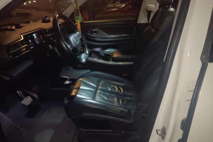 Used Nio ES8 2018 355 km Base Version 7-Seater Edition Left Front Seat