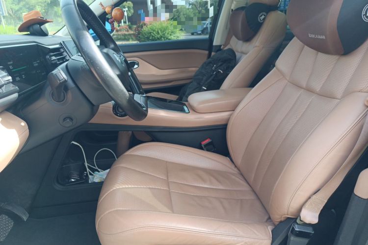 Used Nio ES8 2018 355 km Base Version 7-Seater Edition Left Front Seat
