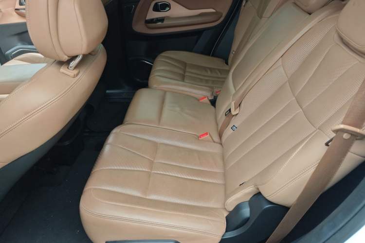 Used Nio ES8 2018 355 km Base Version 7-Seater Edition Left Rear Seat