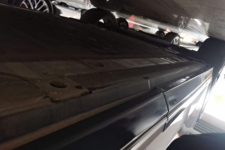 Used Nio ES8 2018 Founder Edition Left Side Sill