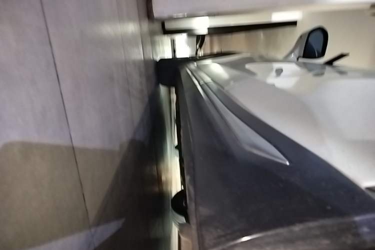 Used Nio ES8 2018 355 km Base Version 7-Seater Edition Left Side Sill
