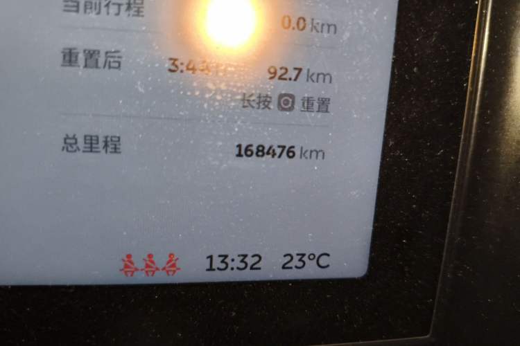 Used Nio ES8 2018 355 km Base Version 7-Seater Edition Odometer Close Up