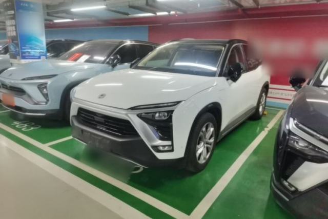 Used Nio ES8 2018 355 km Base Version 7-Seater Edition