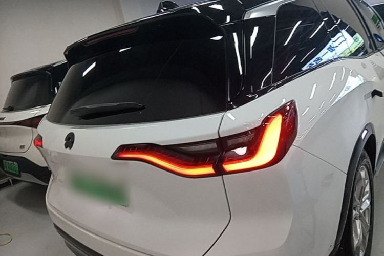 Used Nio ES8 2018 355 km Base Version 7-Seater Edition Rear