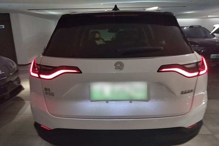 Used Nio ES8 2018 355 km Base Version 7-Seater Edition Rear