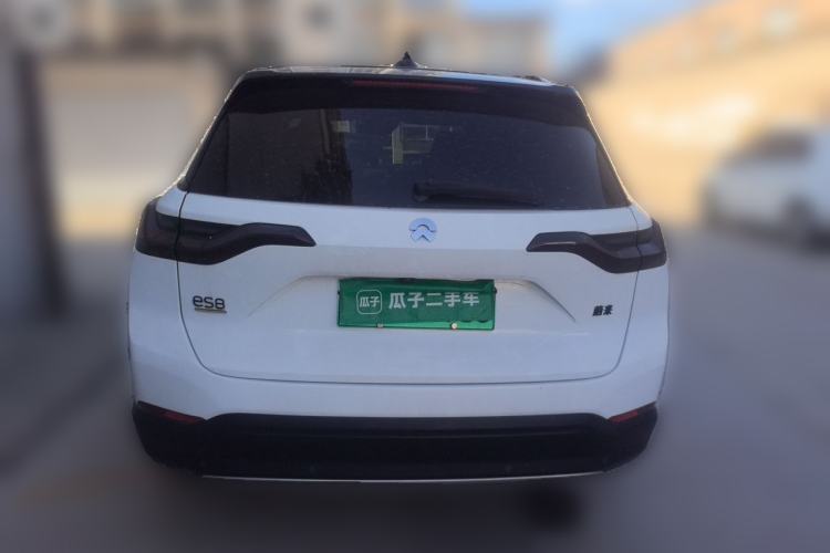 Used Nio ES8 2018 355 km Base Version 6-Seater Edition Rear